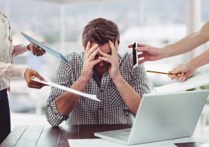 Straining: che cos’è e come riconoscerlo