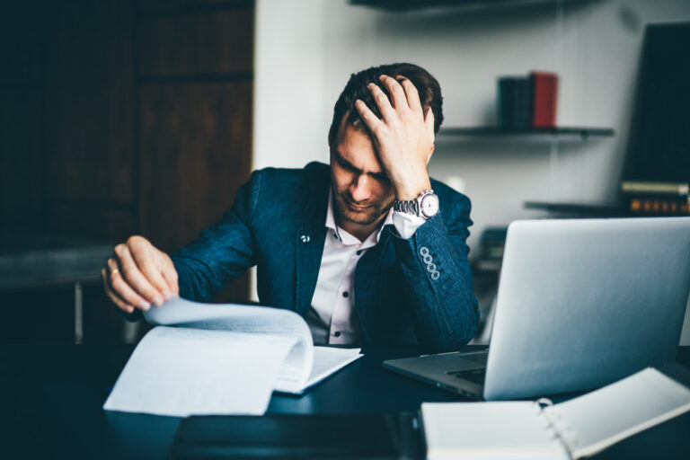 Legittimità del licenziamento disciplinare per gravi violazioni dei doveri fondamentali connessi al rapporto di lavoro